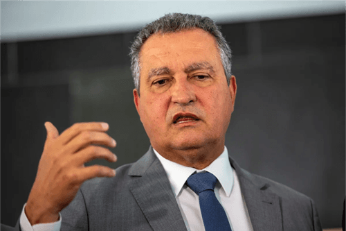 Rui Costa diz que Lula enfrentará “50 tons de Bolsonaro” nas eleições de 2026