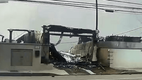Incêndios devastam Los Angeles e atingem mansões de famosos, deixando mortos e evacuação em massa