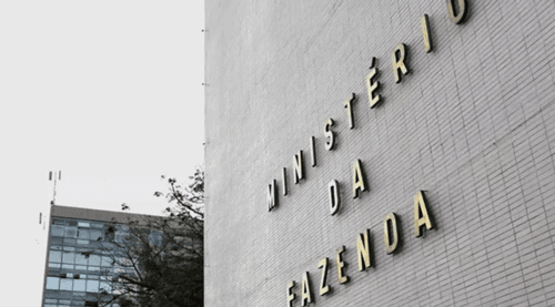Governo projeta superávit de R$ 18,6 bilhões nas contas públicas em 2027