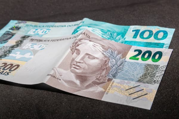 Auxílio Brasil será lançado em novembro a R$ 300, diz secretário do Tesouro